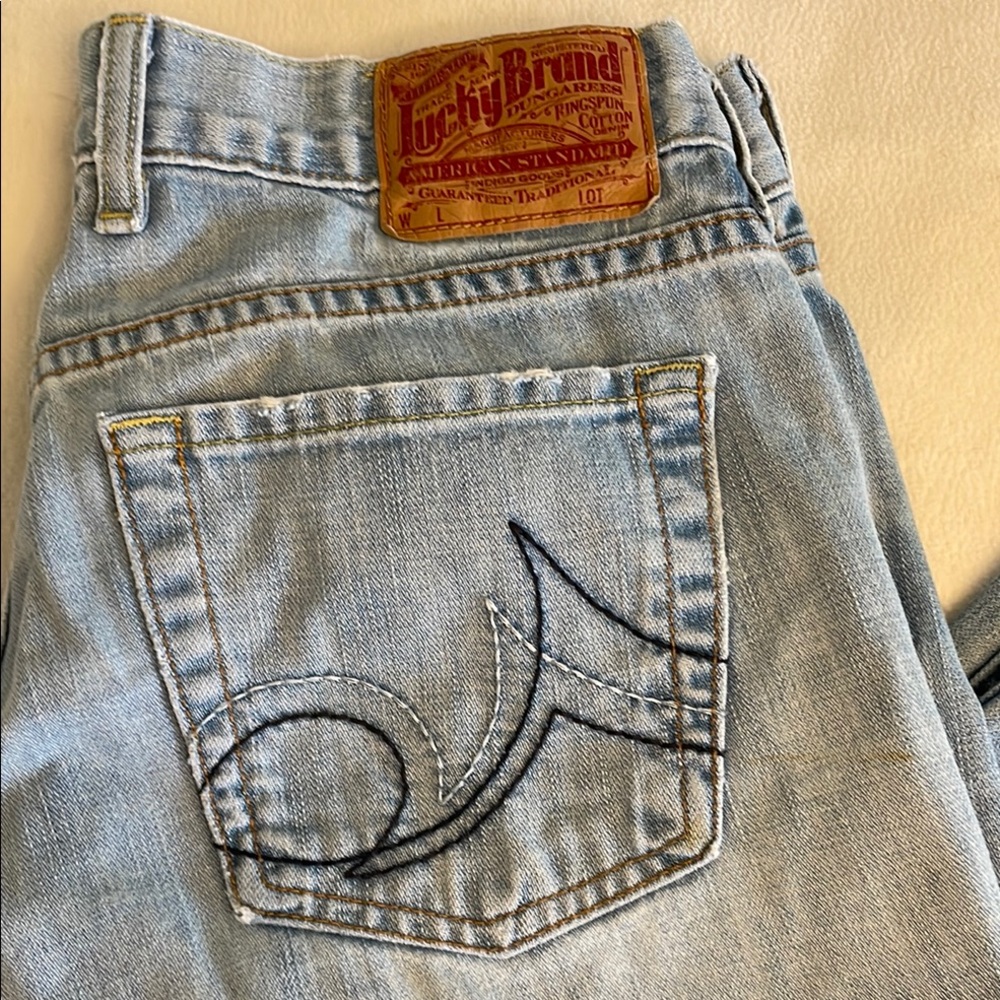 Lucky Brand Light Wash Sugar Crop Capri Jean Women’s Size 10/30 Made in USA